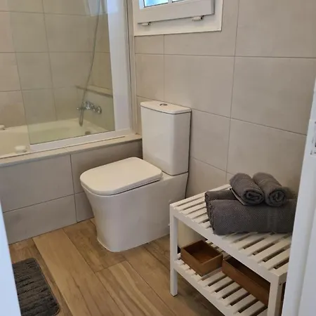 Апартаменты Cozy Sea View In